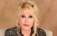 Dolly_Parton_in_2022